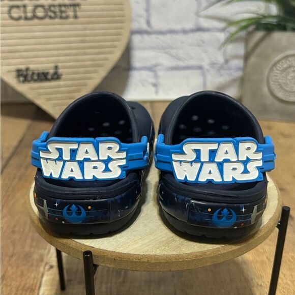 CROCS Star Wars Shoes Children C7 Kids Blue Clog Light Luke Skywalker Saber Rare - Picture 6 of 10